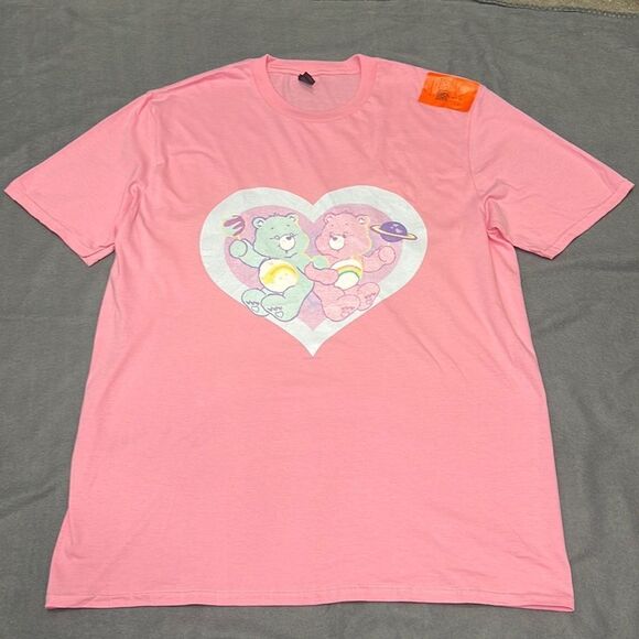 NEW Pink Care Bear Short Sleeve Crew Neck Graphic Tee Size Large - Picture 2 of 6